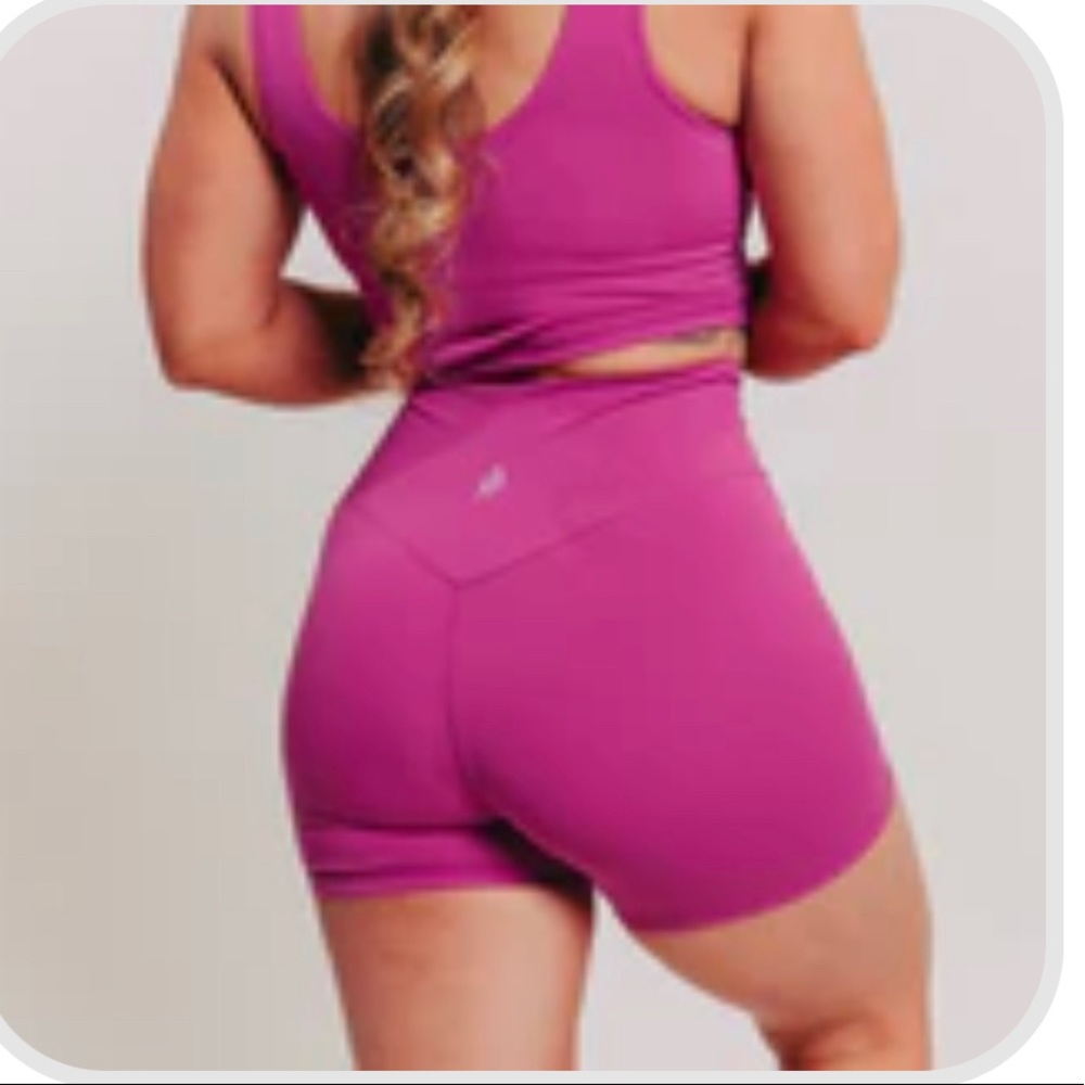 P’tula the Taylor shorts 4”